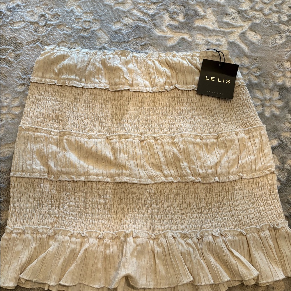 Le Lis Beige Ruffled Mini Skirt